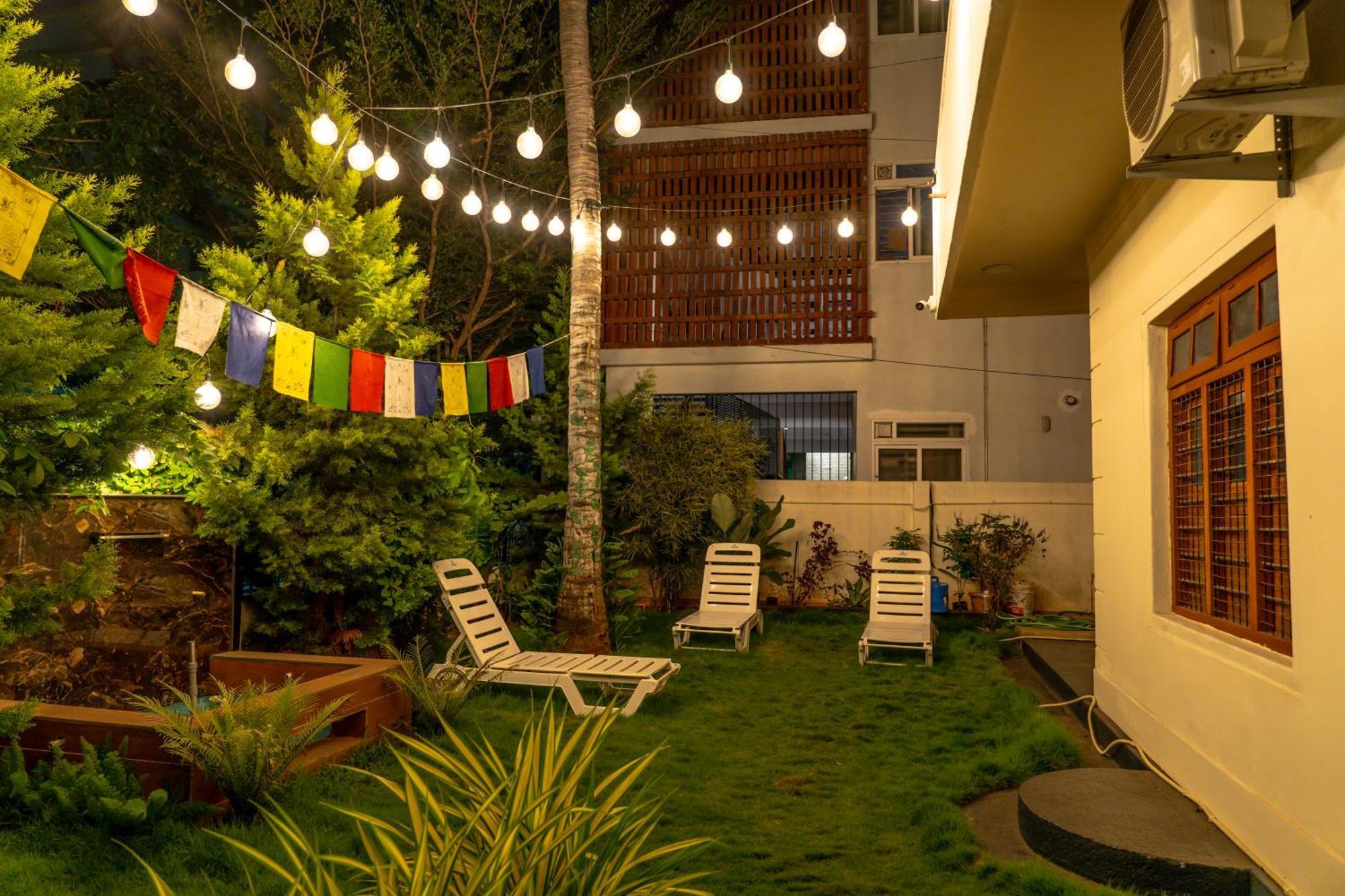 Leo Vishroam Hostel Mysore Exterior photo