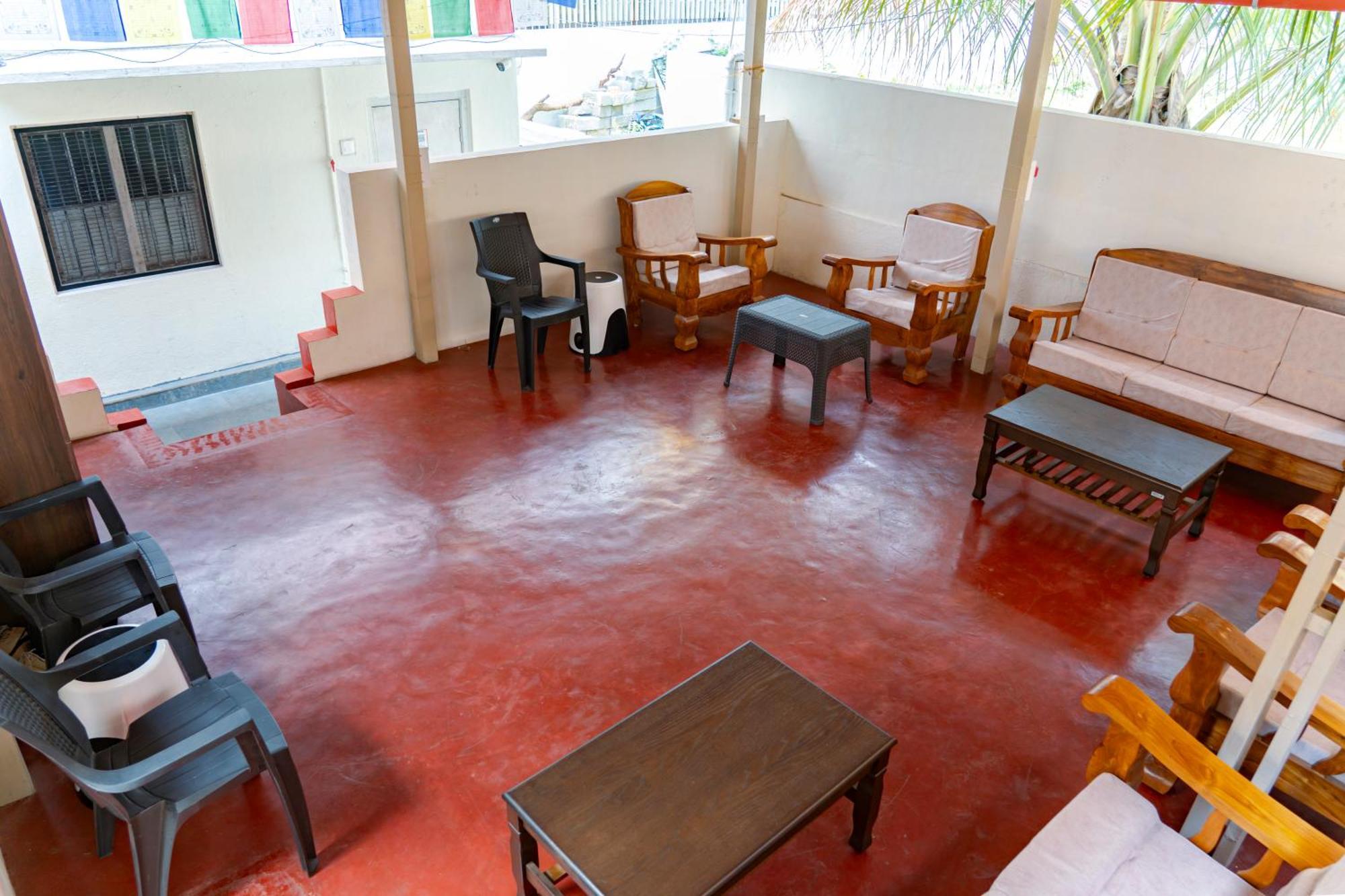 Leo Vishroam Hostel Mysore Exterior photo